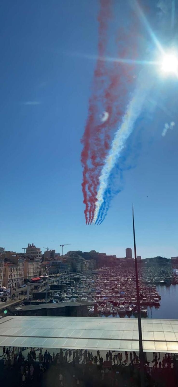 Face Au Vieux Port Vue 180 De Notre Dame Au Panier Lejlighed Marseille Værelse billede